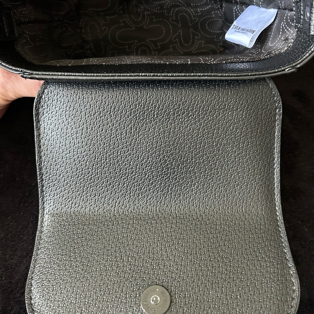 True Religion Black Leather Messenger with Logo Strap - Picture 7 of 10